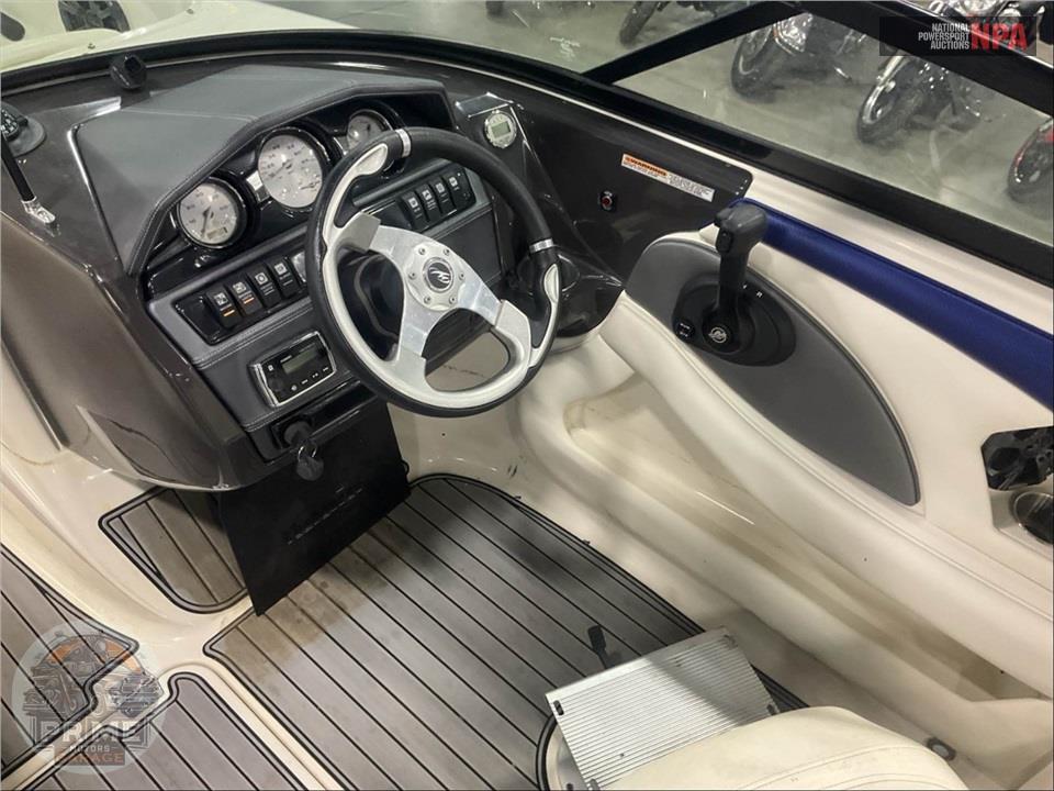 2014 Monterey Boat 224 FS/BR L=23/E=220HP MERC IB — фото 21
