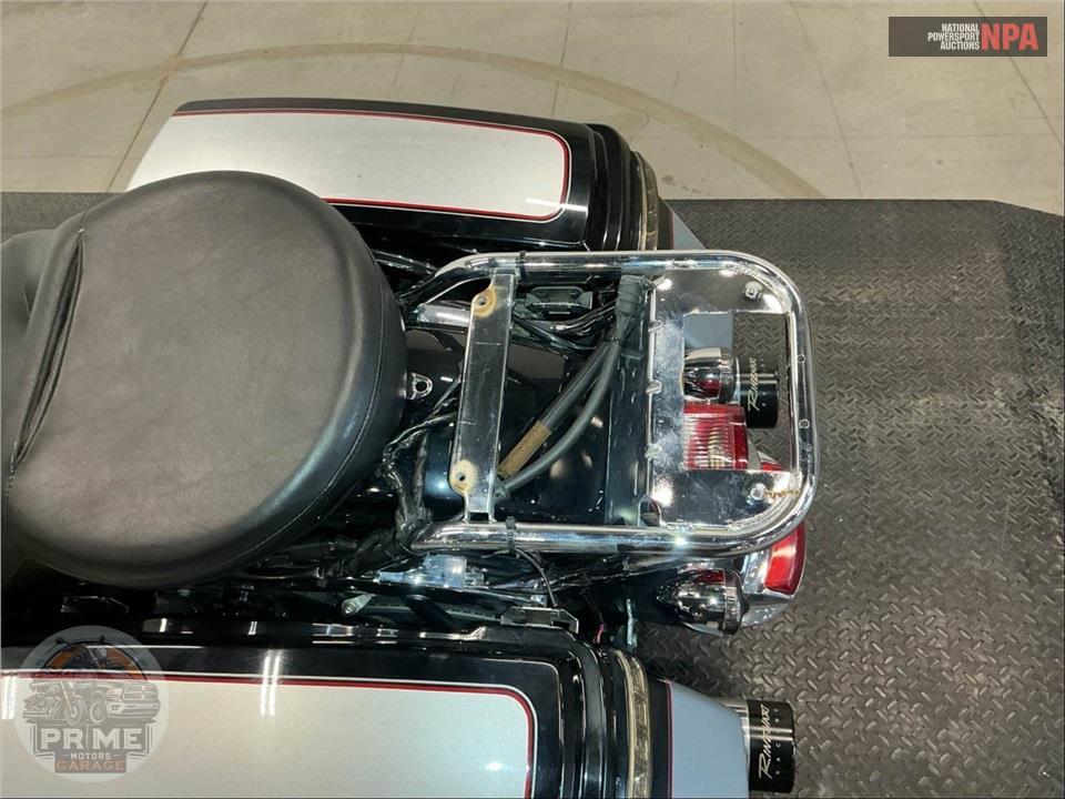 2011 Harley-Davidson FLHTCU UL CLSC EL GLIDE — фото 32