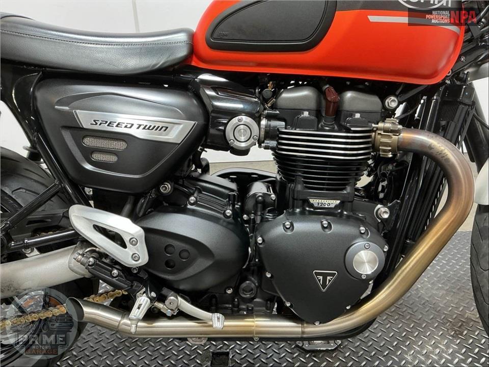 2023 Triumph SPEED TWIN 1200 — фото 6