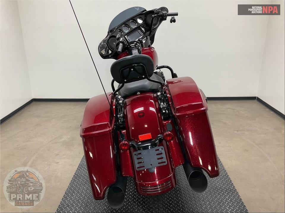 2018 Harley-Davidson FLHXS STREET GLIDE SPECIAL — фото 4