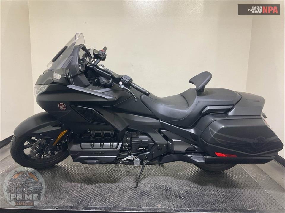 2025 Honda GOLD WING 50TH ANNIVERSARY — фото 3
