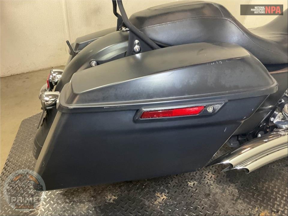 2015 Harley-Davidson FLTRX ROAD GLIDE — фото 25