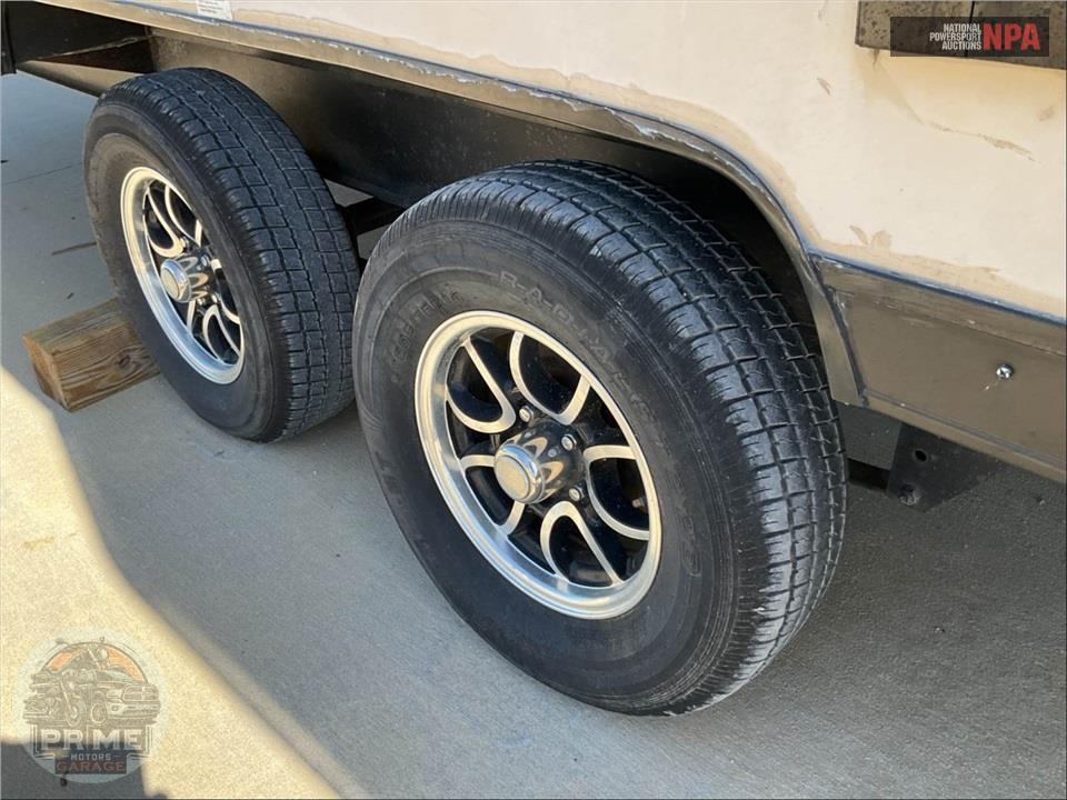 2019 Cherokee By Forest River M-26RR - GREY WOLF TOY HAULER SERIES — фото 41