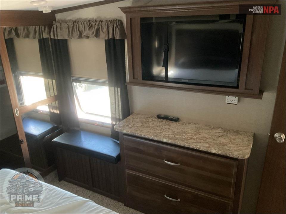 2017 Keystone Rv M-352 RL - MONTANA HIGH COUNTRY FIFTH WHEEL SERIES — фото 11