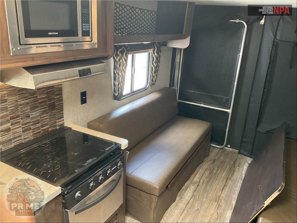 2018 Cherokee By Forest River M-22RR - GREY WOLF TOY HAULER SERIES — фото 7