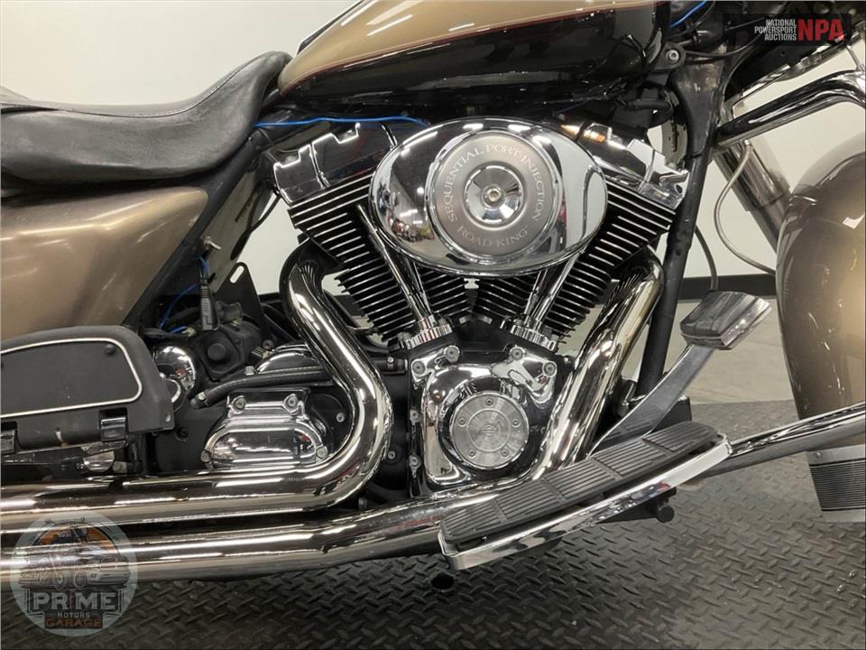 2005 Harley-Davidson FLHRCI ROAD KING CLASSIC — фото 6