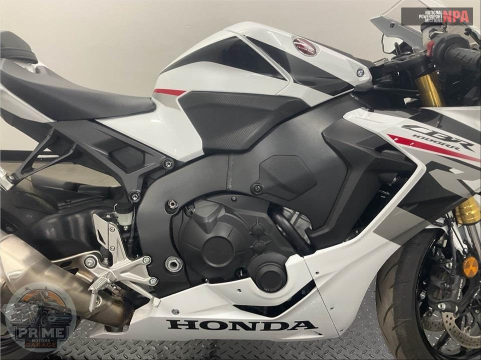 2026 Honda CBR1000RR — фото 6