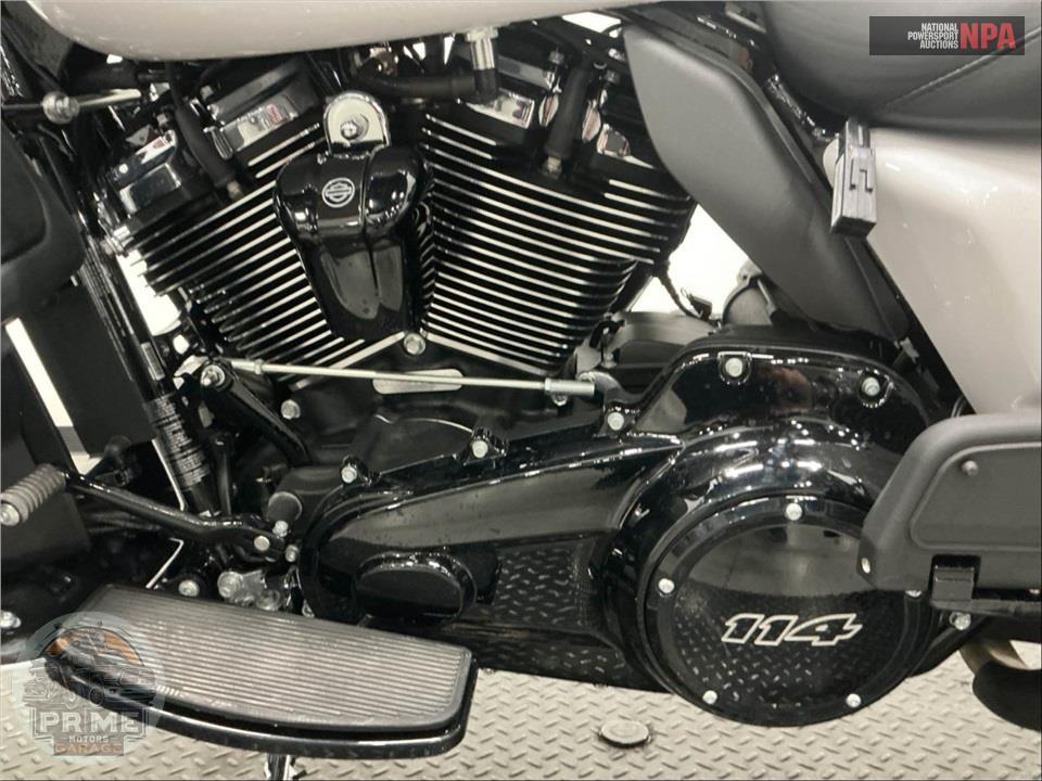 2024 Harley-Davidson FLHTK ULTRA LIMITED — фото 7