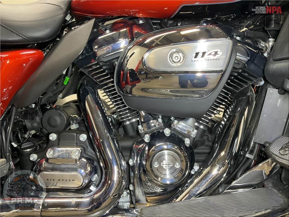 2025 Harley-Davidson FLHTCUTG TRI GLIDE ULTRA CLASSIC — фото 6