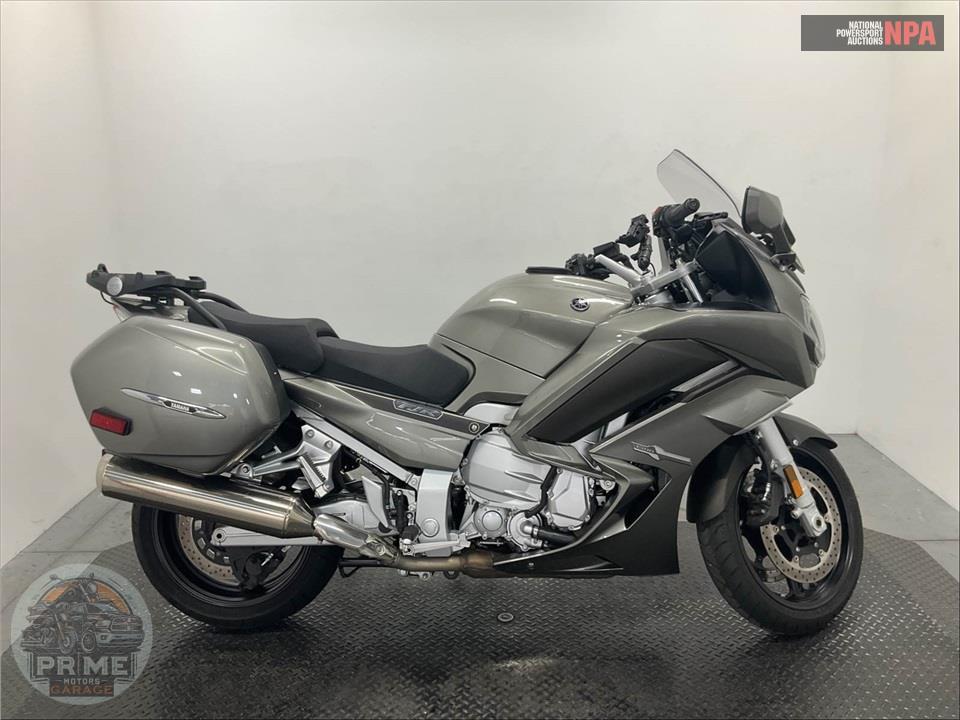 2013 Yamaha FJR1300 — фото 1