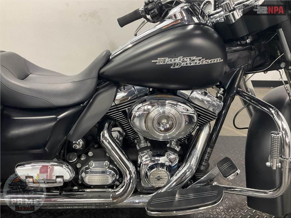 2012 Harley-Davidson FLHX STREET GLIDE — фото 6