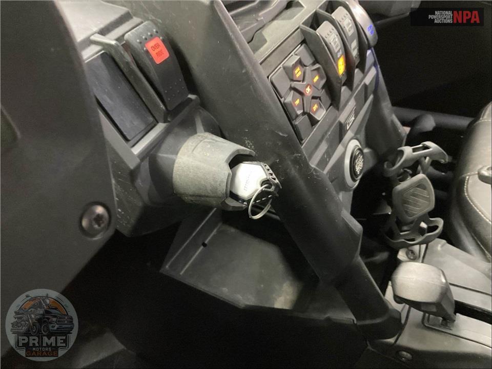 2022 Can-Am MAVERICK X3 X RS TURBO RR SMART-SHOX (DESERT TAN & CARBON BLACK RED) — фото 7