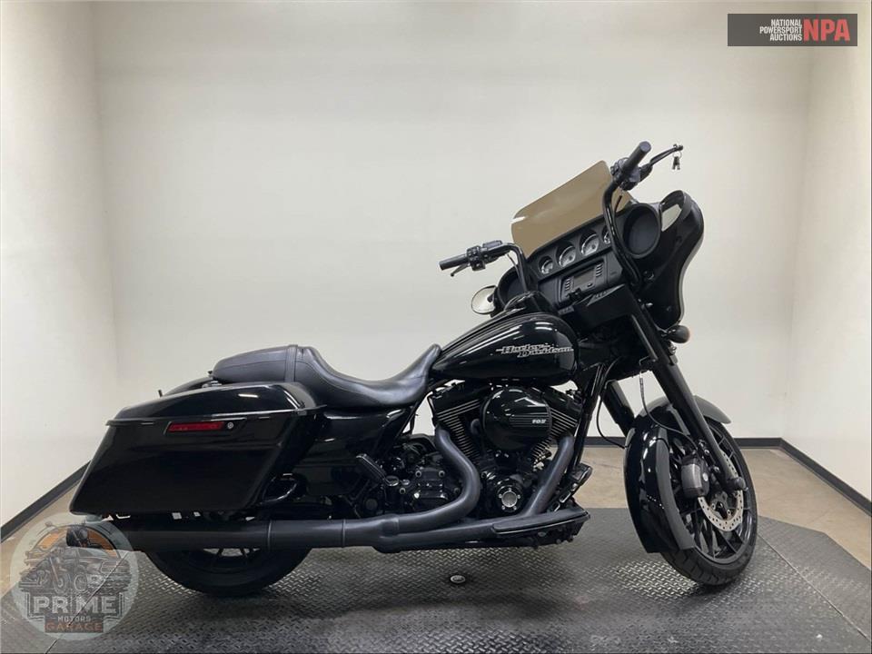 2015 HARLEY-DAVIDSON FLHX STREET GLIDE