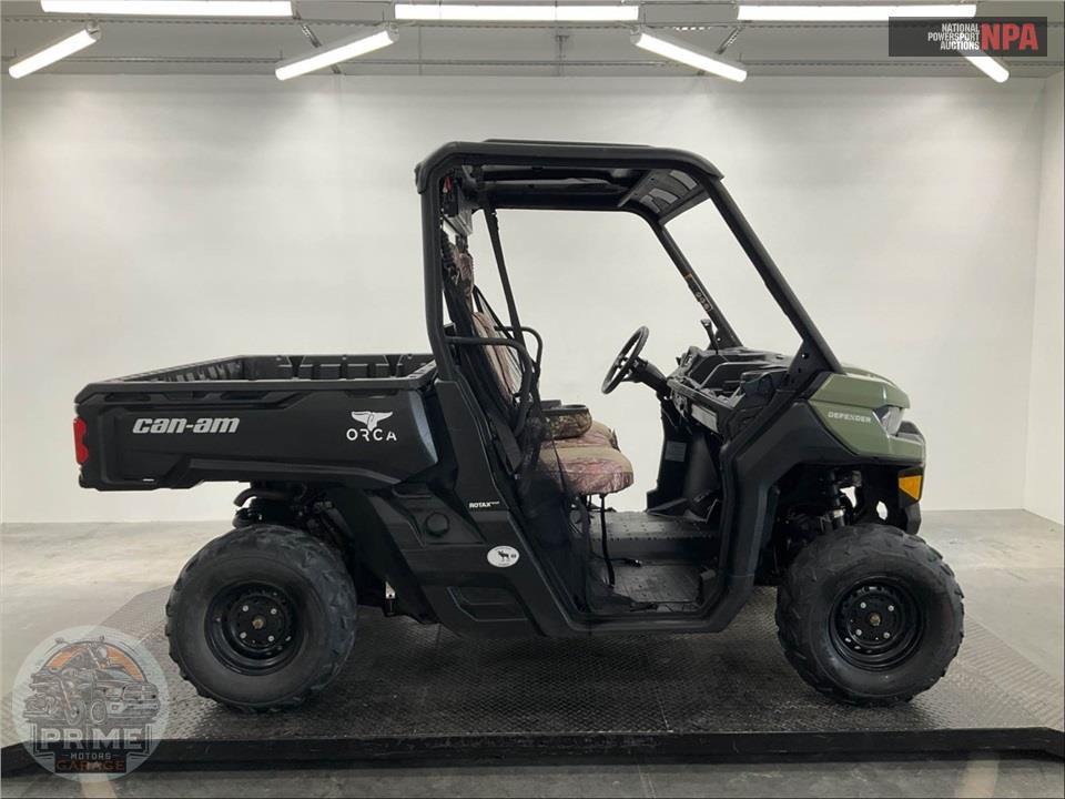 2017 CAN-AM DEFENDER DPS HD8