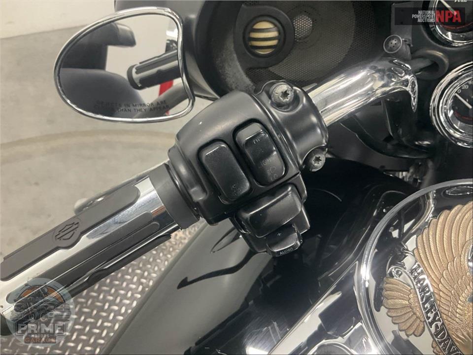2009 Harley-Davidson FLHTC ELECTRA GLIDE CLASSIC — фото 37