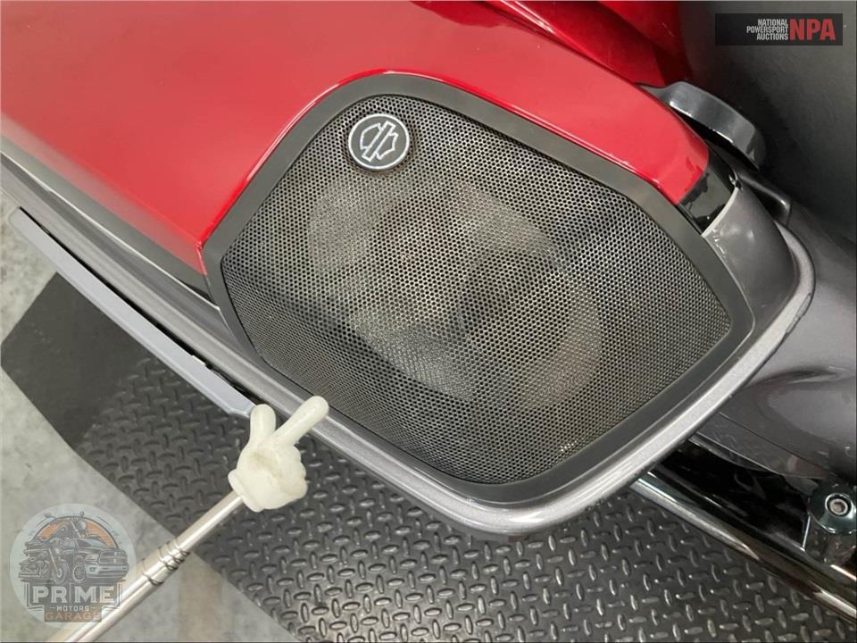 2019 Harley-Davidson FLTRXSE CVO ROAD GLIDE — фото 36