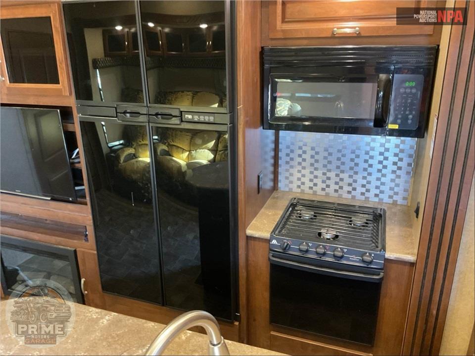 2015 Crossroads Rv LAS VEGAS - ELEVATION TOY HAULER TOY HAULER SERIES — фото 19
