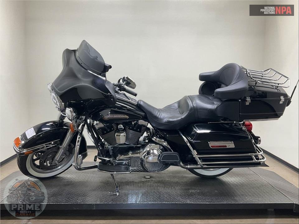 2007 Harley-Davidson FLHTC ELECTRA GLIDE CLASSIC — фото 3