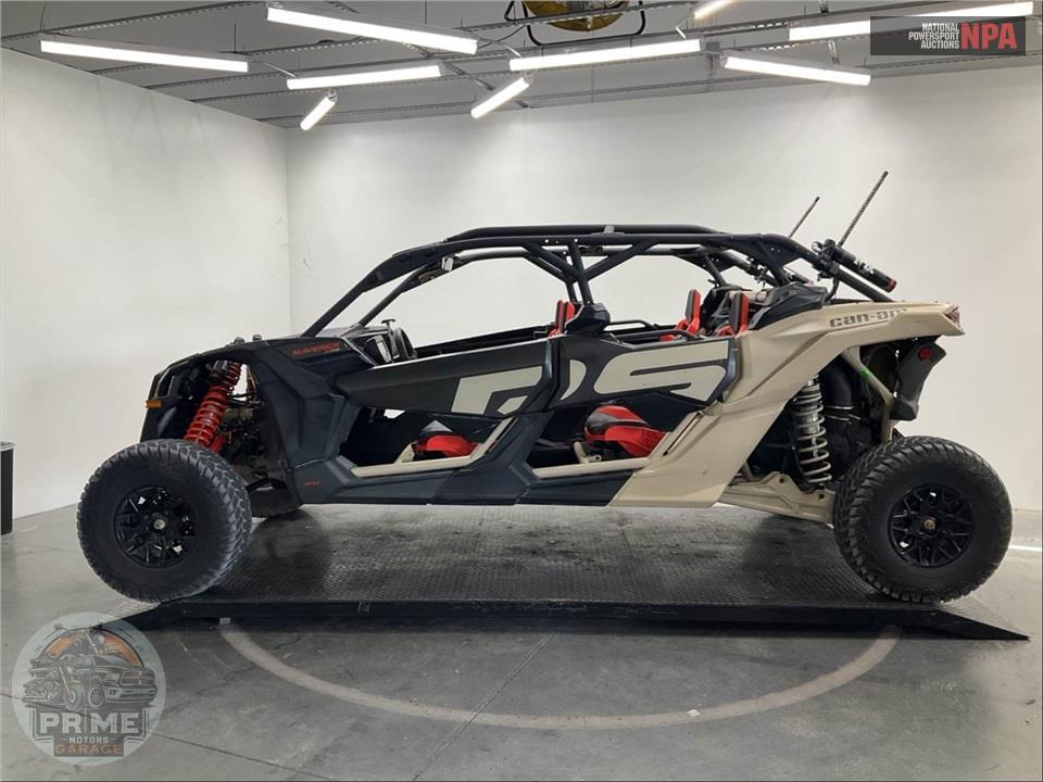 2023 Can-Am MAVERICK X3 X RS TURBO RR SMART-SHOX (DESERT TAN & CARBON BLACK RED) — фото 3