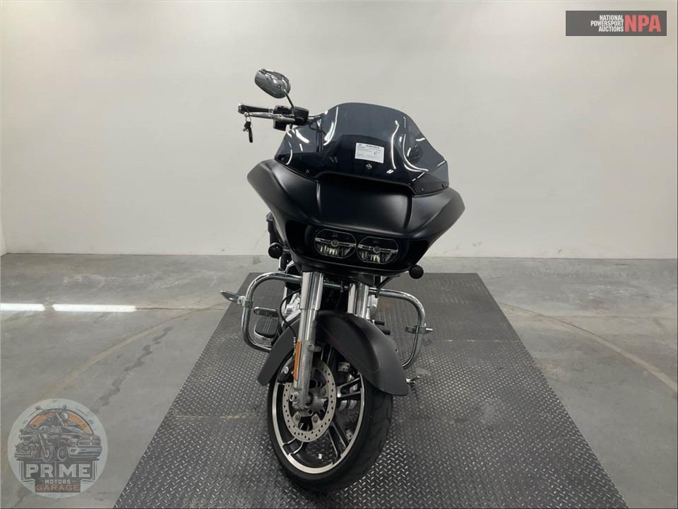 2015 Harley-Davidson FLTRXS ROAD GLIDE SPECIAL — фото 2
