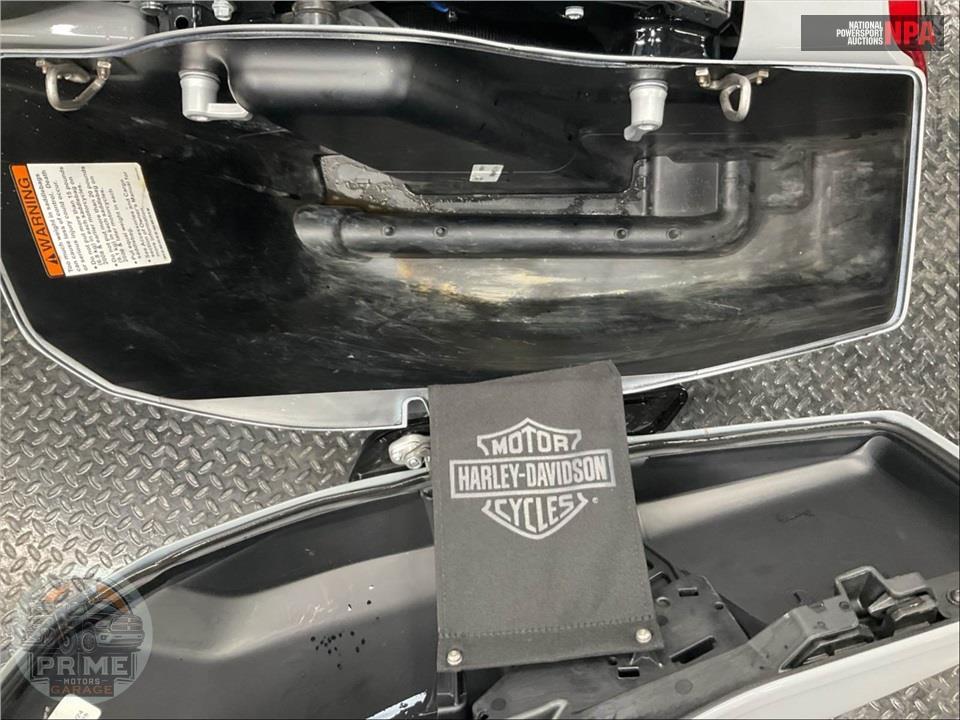 2024 Harley-Davidson FLHX STREET GLIDE — фото 19
