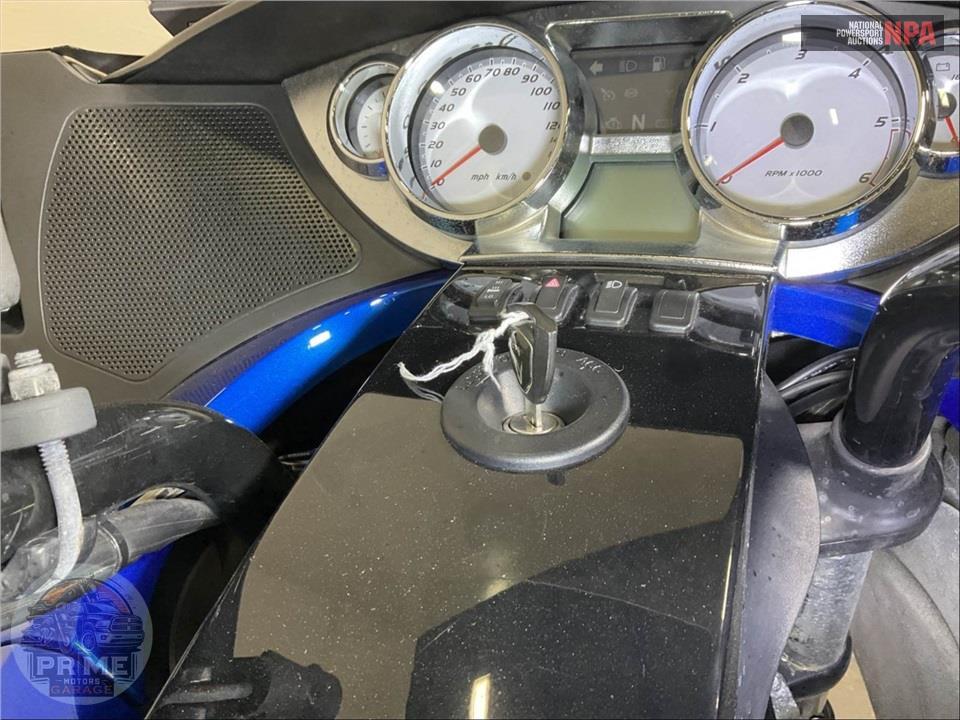 2017 Victory Motorcycles VISION BLUE FIRE — фото 12