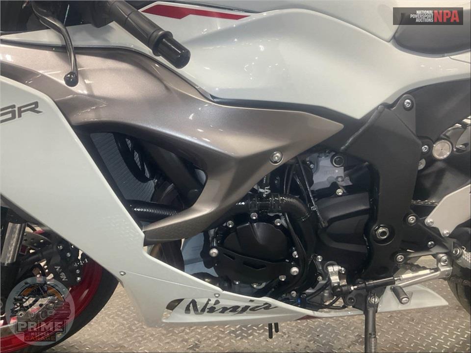 2025 Kawasaki ZX636KSFAL NINJA ZX-6R — фото 8