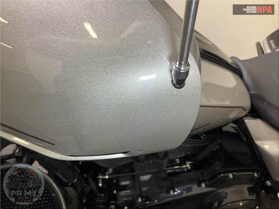 2023 Harley-Davidson FLHXSE CVO STREET GLIDE — фото 16