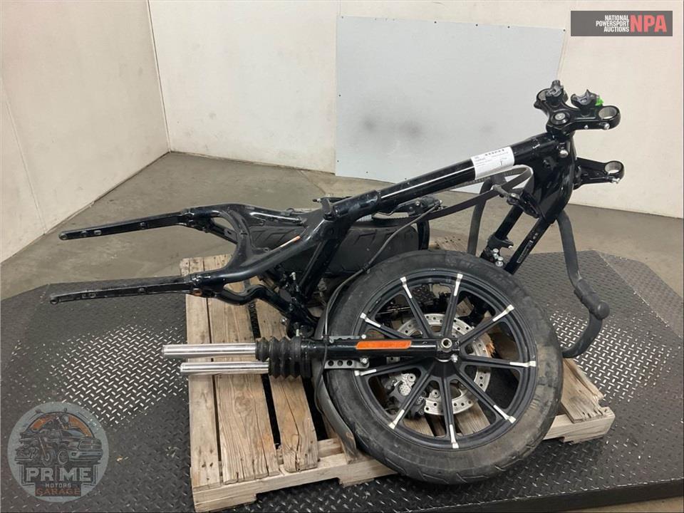 2018 Harley-Davidson XL883N IRON — фото 28