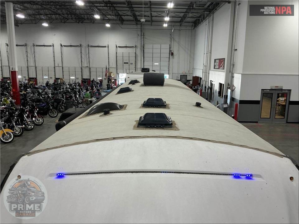 2021 Crossroads Rv M-331 BH SUNSET TRAIL SUPER LITE SERIES — фото 31