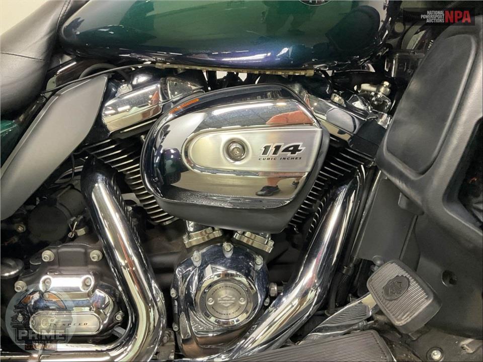 2021 Harley-Davidson FLHTCUTG TRI GLIDE ULTRA CLASSIC — фото 6