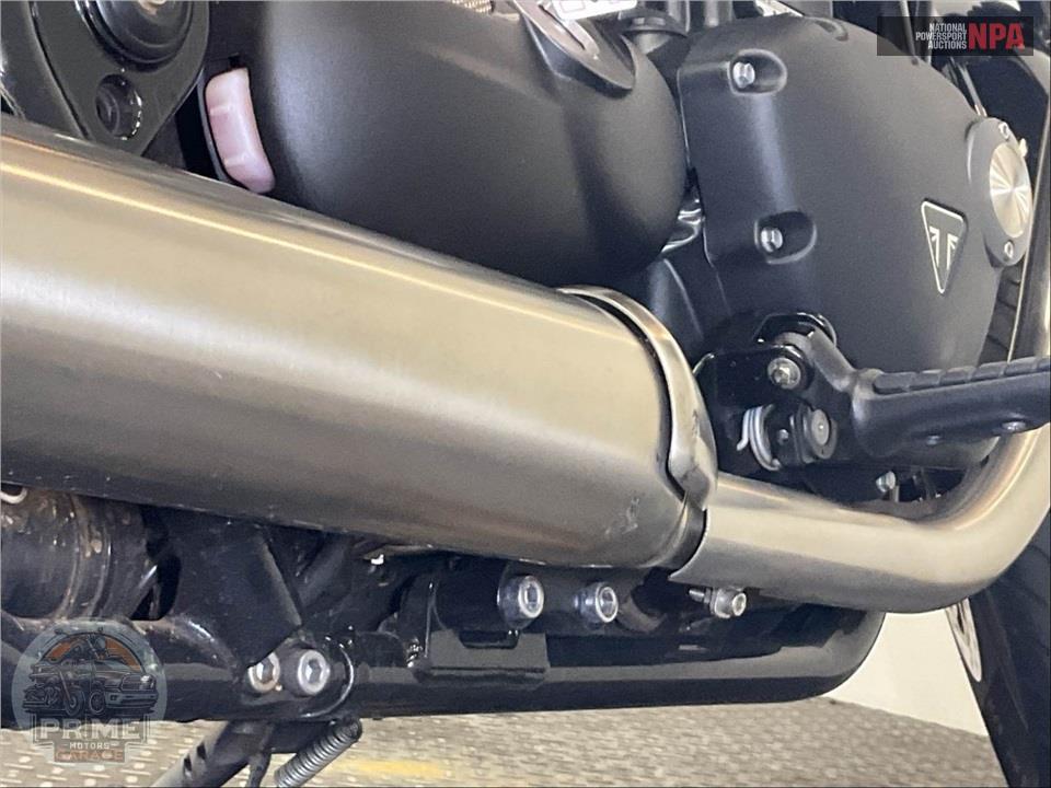 2025 Triumph BONNEVILLE BOBBER — фото 13