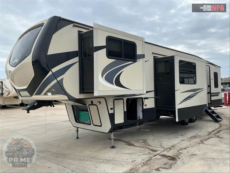 2019 Keystone Rv M-375 FL - MONTANA HIGH COUNTRY FIFTH WHEEL SERIES — фото 2