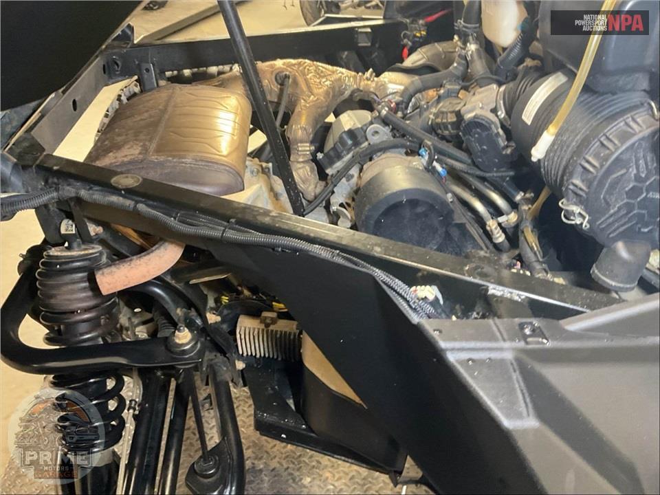 2023 Can-Am DEFENDER MAX LONE STAR CAB HD10 — фото 8