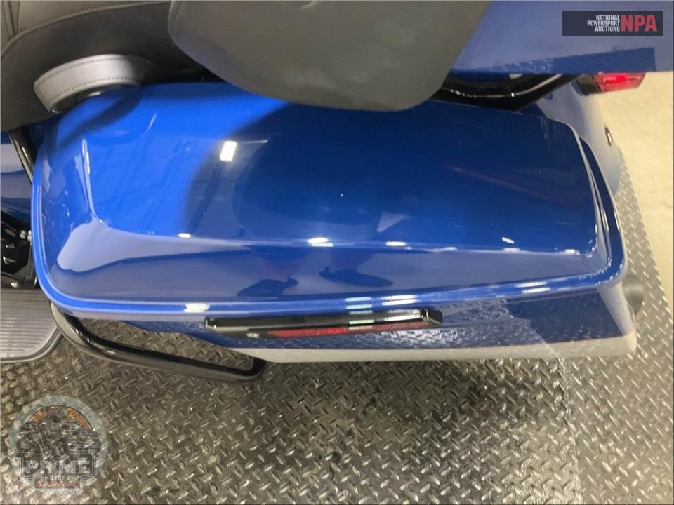 2023 Harley-Davidson FLTRK ROAD GLIDE LIMITED — фото 16