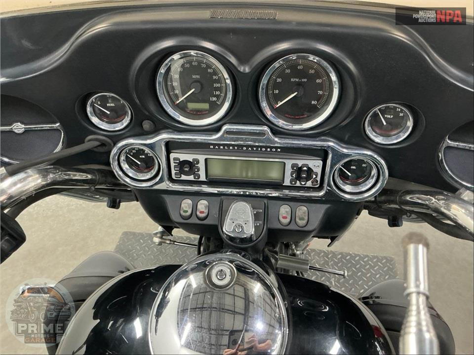 2013 Harley-Davidson FLHTCUTG TRIGLIDE UL CLSC — фото 31