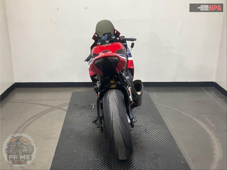 2025 Honda CBR1000RR-R FIREBLADE SP — фото 4