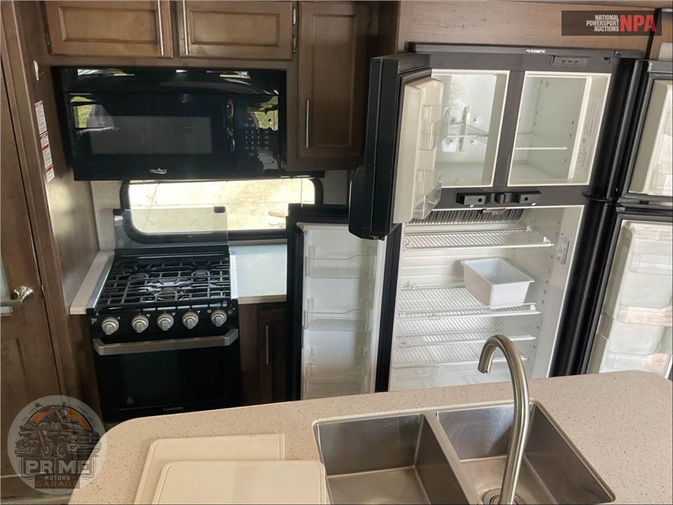 2019 Keystone Rv M-361 RLW - COUGAR FIFTH WHEEL SERIES — фото 21