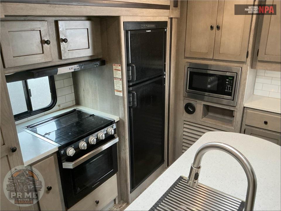 2019 Keystone Rv M-330 RL OUTBACK SERIES — фото 17