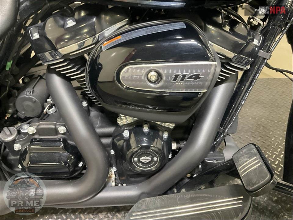 2020 Harley-Davidson FLHXS STREET GLIDE SPECIAL — фото 6