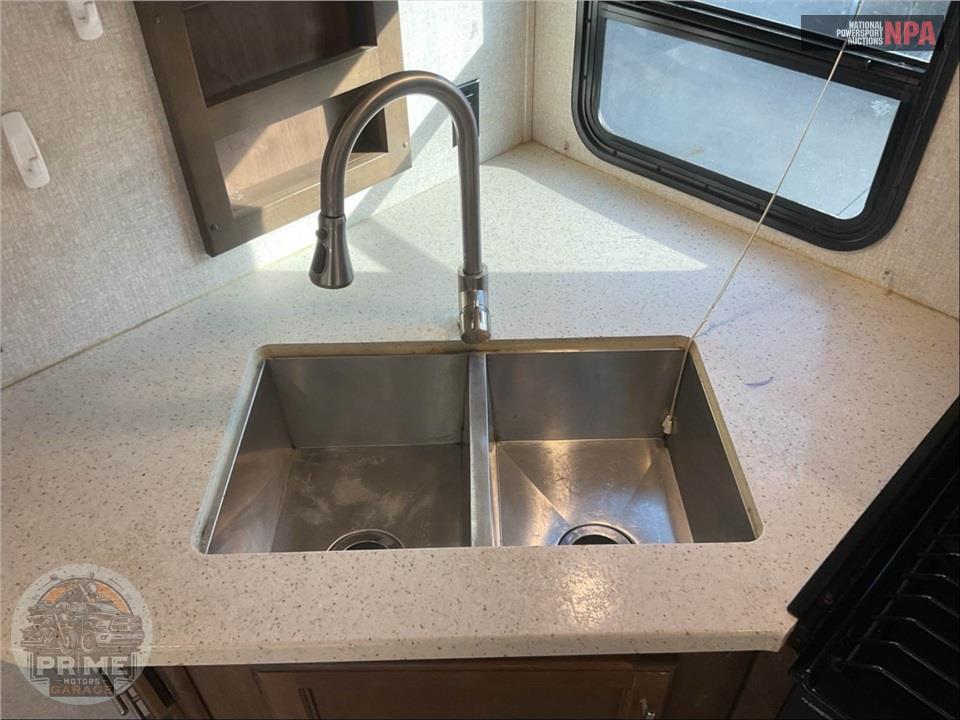 2019 Keystone Rv M-26 RBS - COUGAR SERIES — фото 15