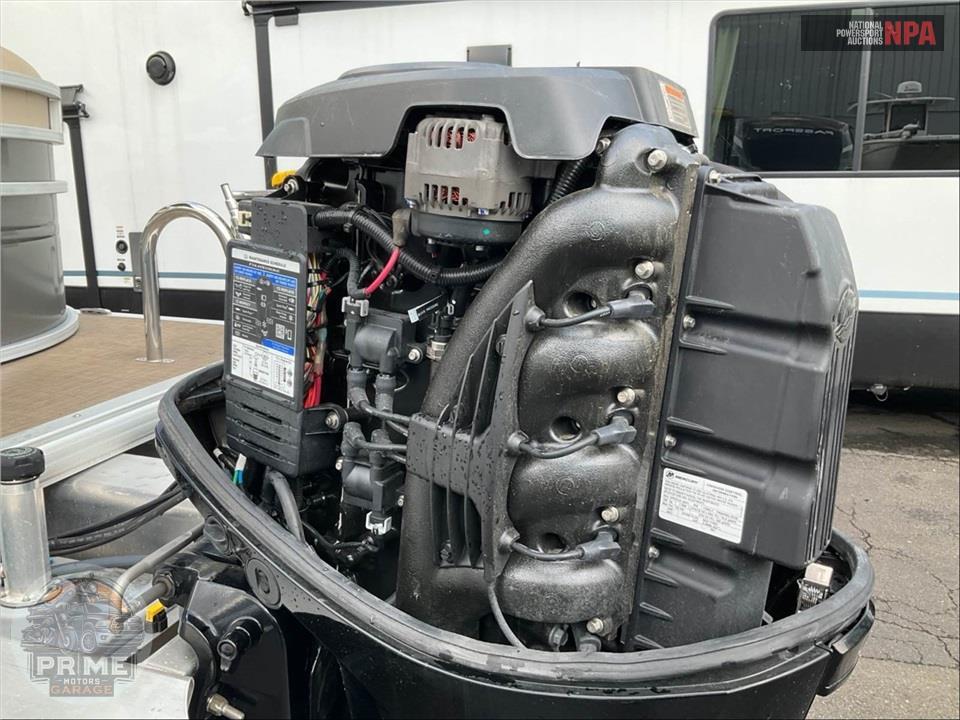 2024 Sun Tracker PARTY BARGE 22DLX L=22/ E=1-150HP MERCURY OB — фото 7