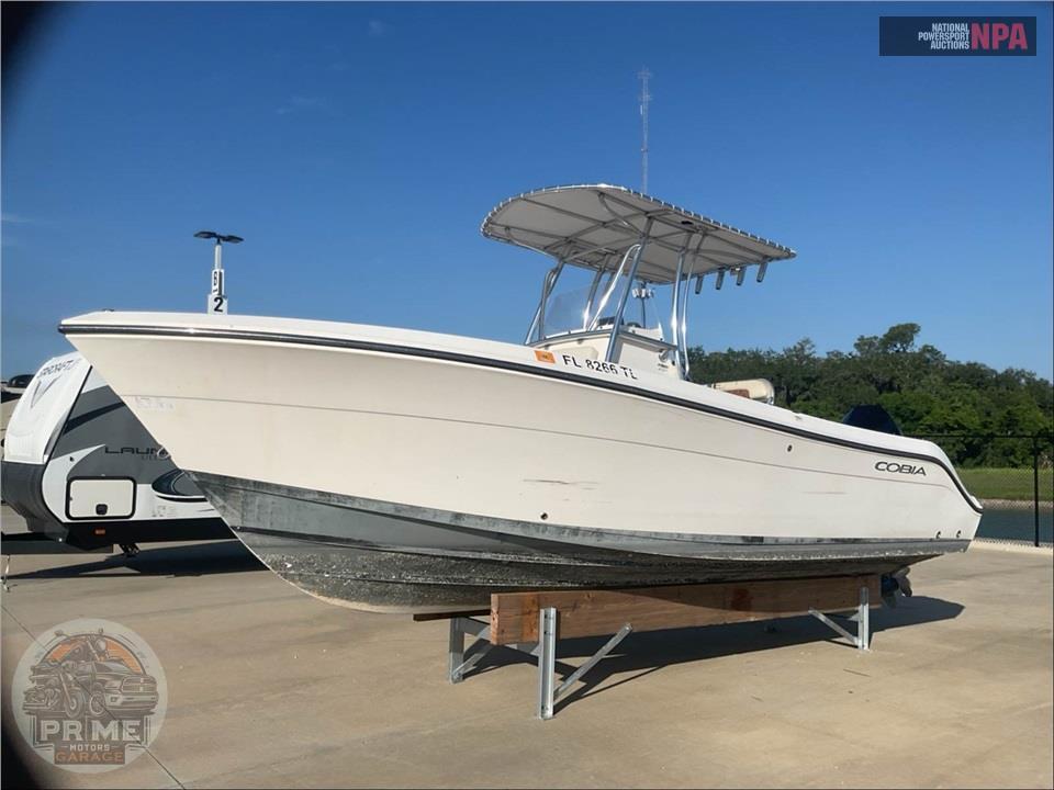 2023 Cobia Boats 237 CENTER CONSOLE L=24/E=1 250 HP MERC OB — фото 2
