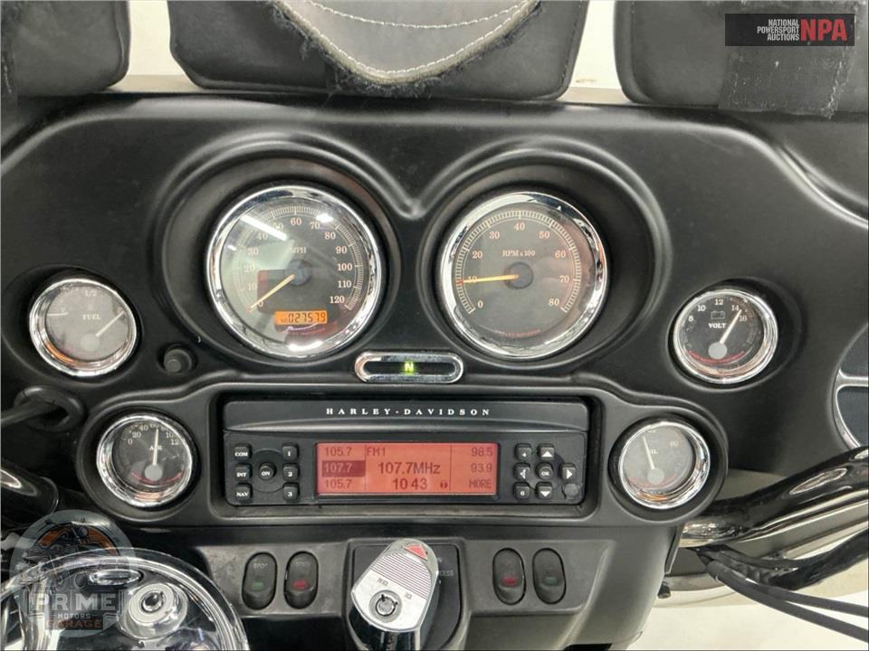 2005 Harley-Davidson FLHTCUI ULTRA CLASSIC ELECTRA GLIDE — фото 5
