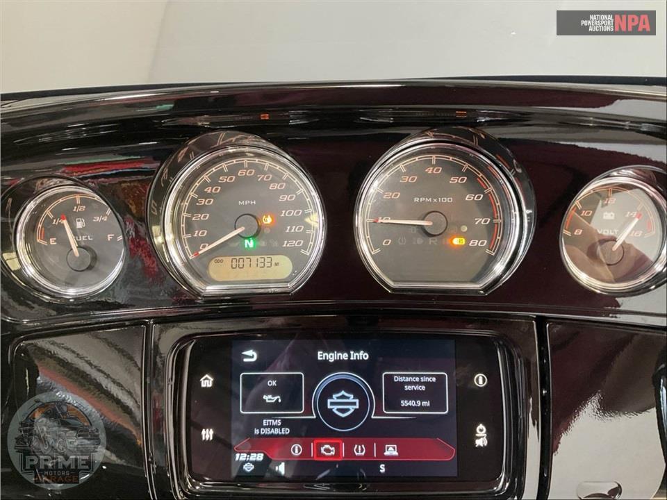 2022 Harley-Davidson FLHXS STREET GLIDE SPECIAL — фото 5