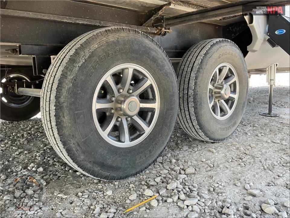 2020 Palomino By Forest River M-382FBC - COLUMBUS C-SERIES FIFTH WHEEL SERIES — фото 28