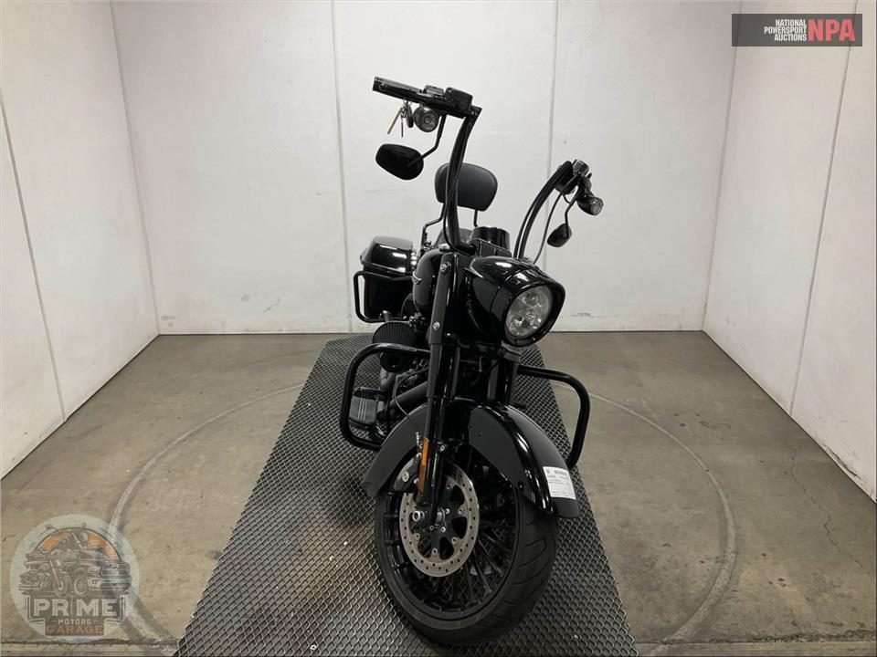 2018 Harley-Davidson FLHRXS ROAD KING SPECIAL — фото 2