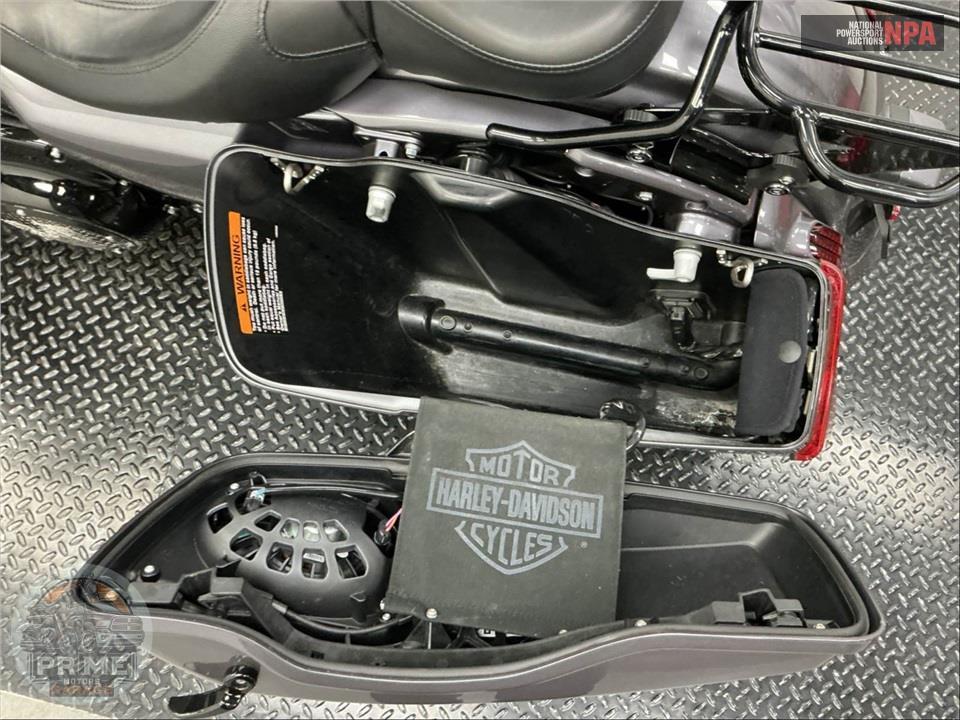 2020 Harley-Davidson FLHXSE CVO STREET GLIDE — фото 29