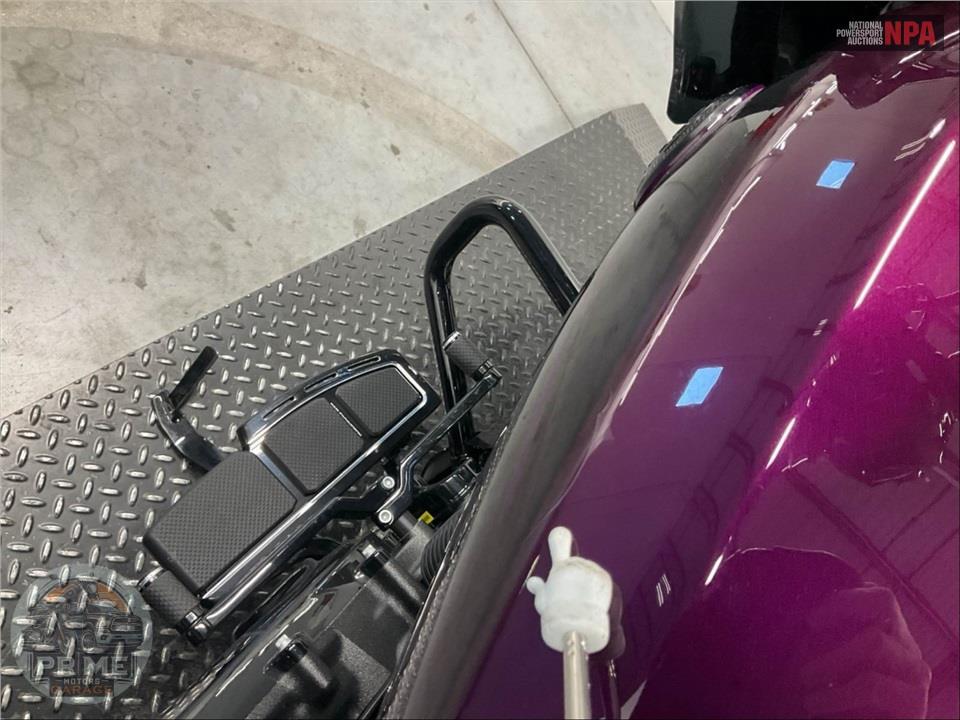 2025 Harley-Davidson FLTRXSE CVO ROAD GLIDE — фото 16
