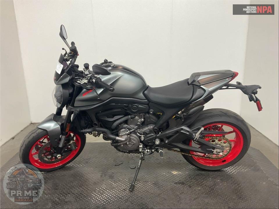 2022 Ducati MONSTER 937 PLUS — фото 3